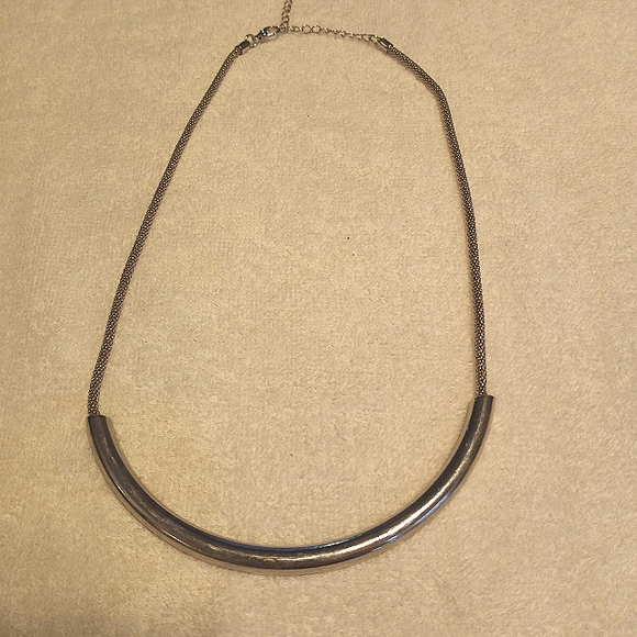 Silvertone Statement Necklace - Picture 1 of 2